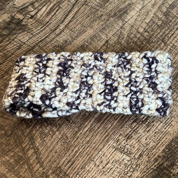 NEW! Chunky crochet twisted knot ear warmer - Picture 4 of 4